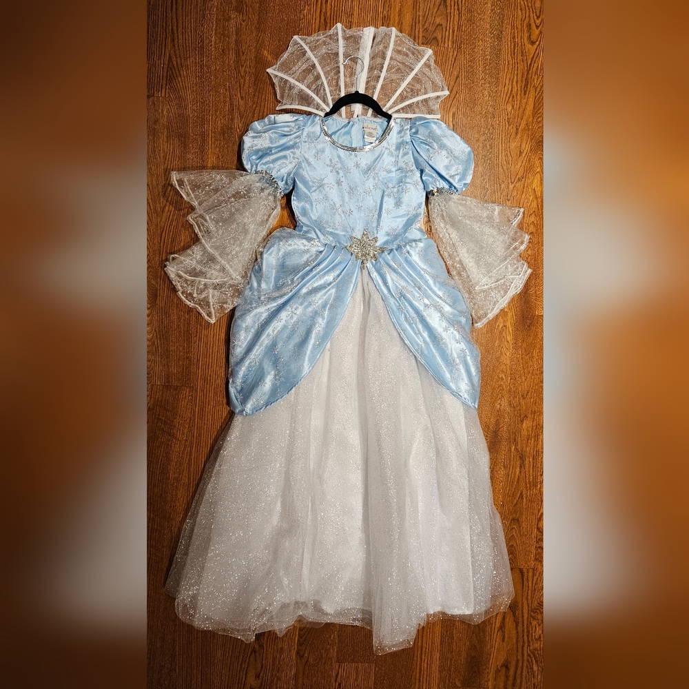 Chasing Fireflies Snowflake Princess costume - like new!
